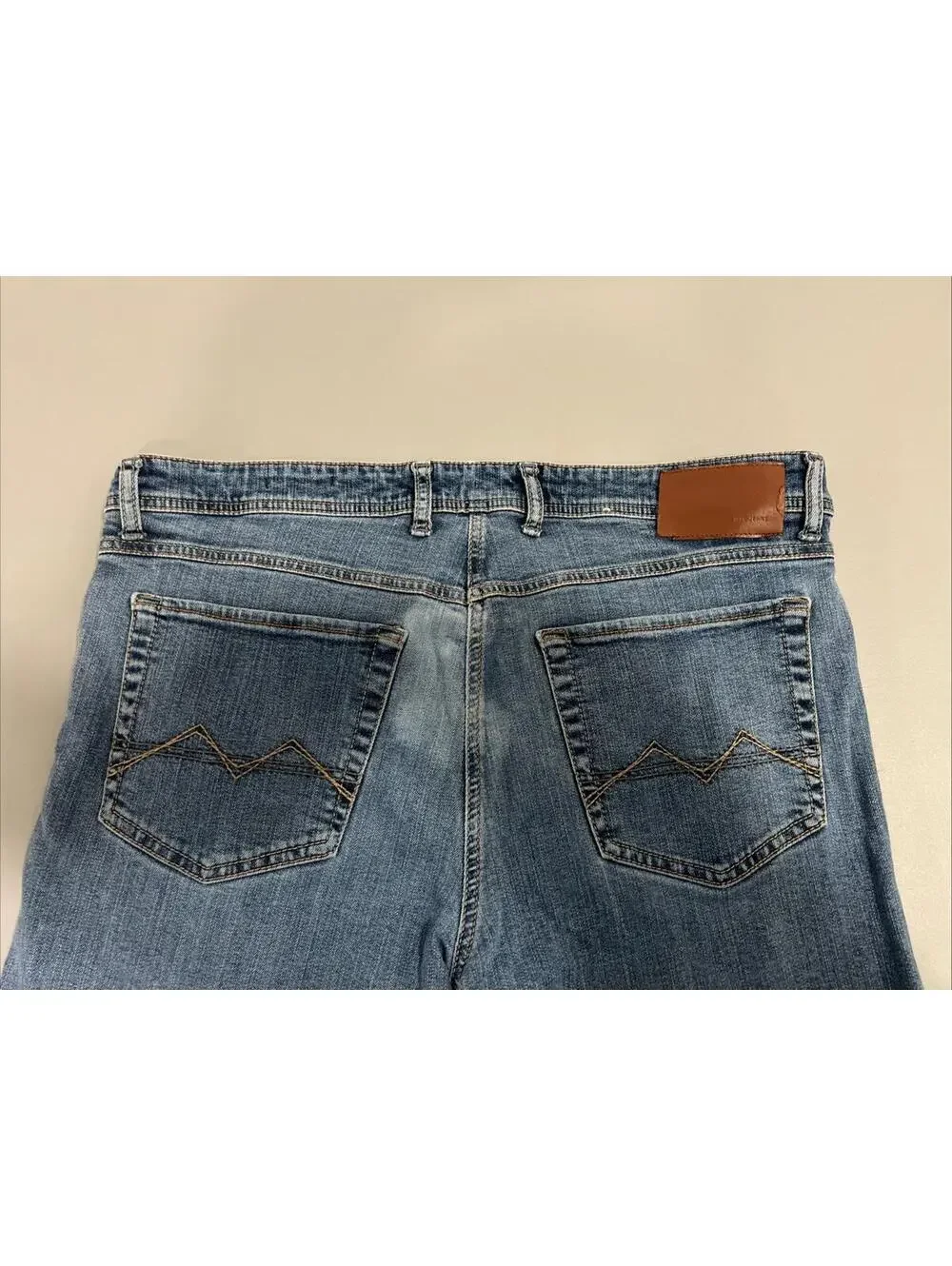 Mac Jeans Men's Light Wash Blue Jeans SIZE 35X31 $295
